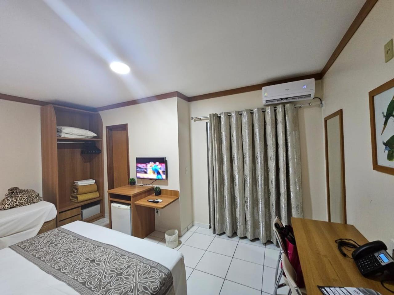 Golden Dolphin Resort - Grand & Express - Caldas Novas - Com Tv A Cabo - Aguas Termais Exterior foto